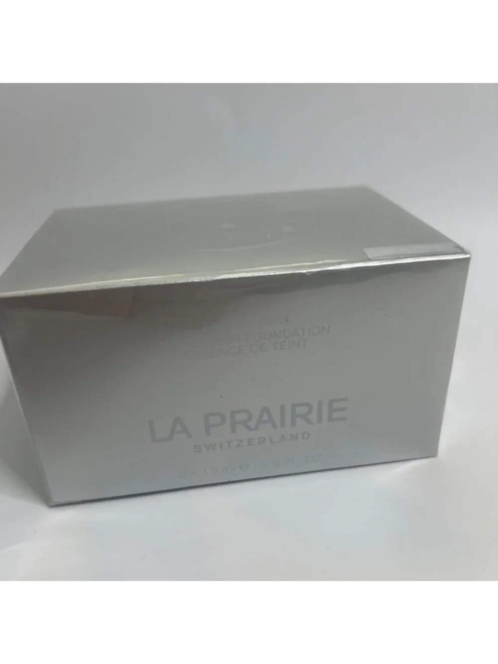 La Prairie Foundation Skin Caviar Essence in Creme Peche N-10 SPF 15 Foundation